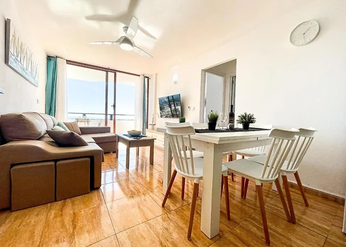 Blue Ocean Holiday Home